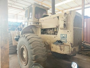 ขาย XXX,XXX รถตักล้อยาง  CAT 966C มี 2 คัน    รถตักล้อยาง CAT 966C เครื่องยนต์ CAT 3306(6 สูบ)170 แรงม้า