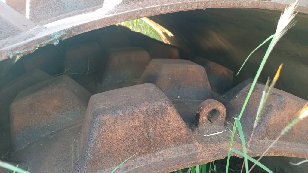 ขาย 89,000 เปลือกหนาม ถอดจากรถบดรุ่นใหม่ XCMG สวยมากใช้งานมาน้อย อยากขาย สนใจติดต่อได้ครับ 090-772-3710 090-772-3708 ขาย 89,000 เปลือกหนาม ถอดจากรถบดรุ่นใหม่ XCMG สวยมากใช้งานมาน้อย อยากขาย สนใจติดต่อได้ครับ 090-772-3710 090-772-3708