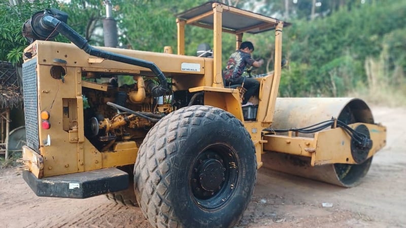 ขาย 285,000 BOMAG 212D 2 เพลา เครื่องดี ปั้มสั่นแรง เอวแน่น ยางดี  