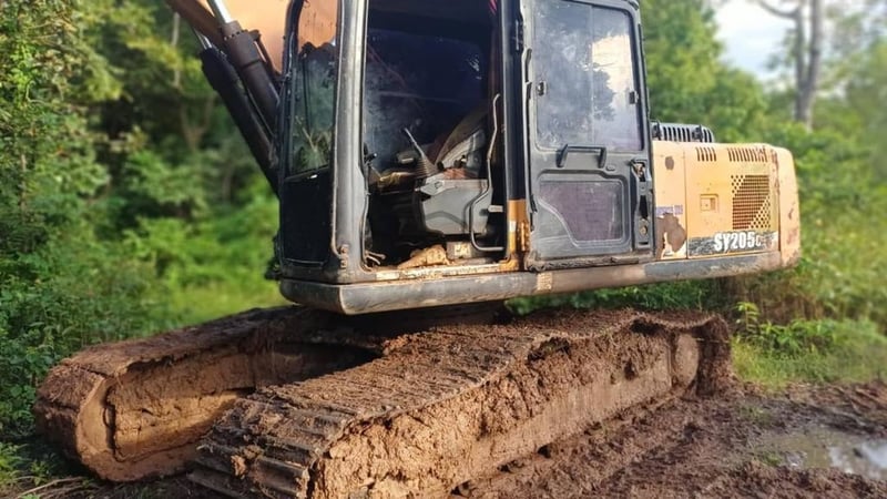 #ขายถูก 285,000 SANY SY205C ไฟฟ้าครบ เครื่องดี ปั้มแรง เอวแน่น ช่วงล่างโซ่บูตแตก รถทำงานอยู่  เอกสารใบแจ้งจำหน่าย