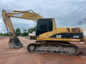 ขาย 550,000 CAT 320 C เล่มทะเบียน ไฟฟ้าครบ เครื่องดี ปั้มแรง เอวแน่น ช่วงล่างสวย 