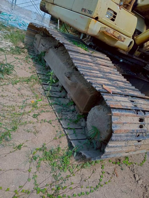 ขาย 450,000 KOMATSU pc 200-7 เล่มทะเบียน ไฟฟ้าครบ เครื่องดี ปั้มแรง เอวดี ช่วงล่างดี 