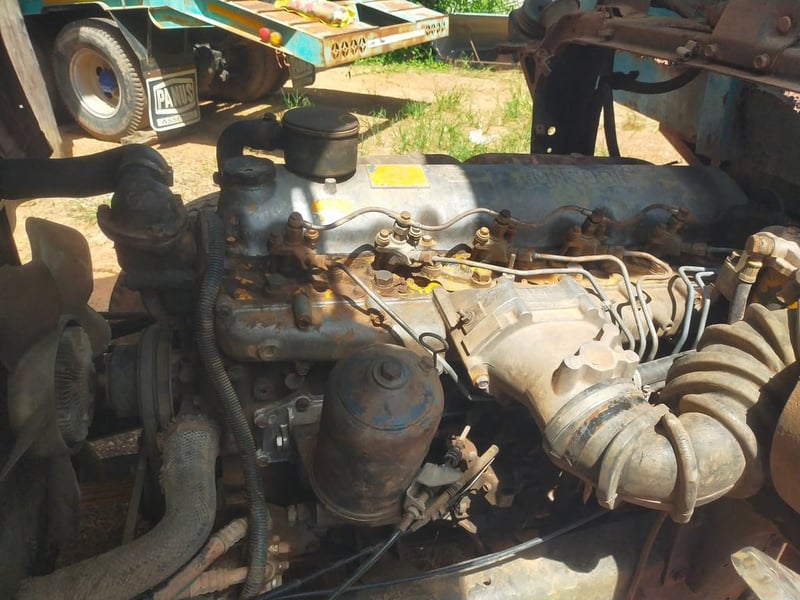 HINO FM รถบรรทุก 10ล้อ โลว์เบด กึ่งพ่วงชานต่ำ ปี2000