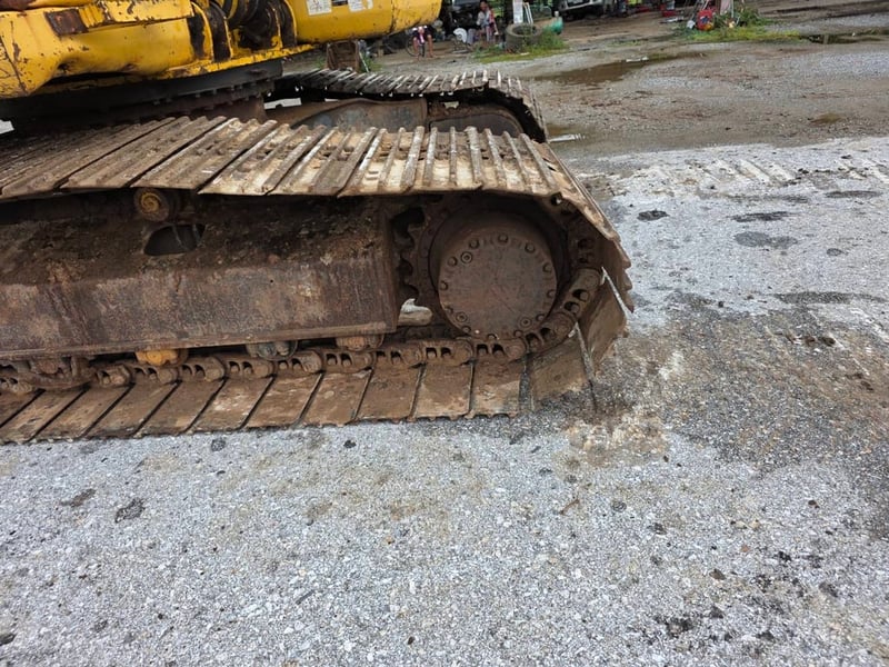 ขาย 480,000 KOMATSU pc 200-8 เล่มทะเบียนไฟฟ้าครบ เครื่องดี ปั้มแรง เอวแน่น ช่วงล่างดี รถพร้อมใช้งาน สนใจติดต่อได้ครับ 090-772-3710 090-772-3708