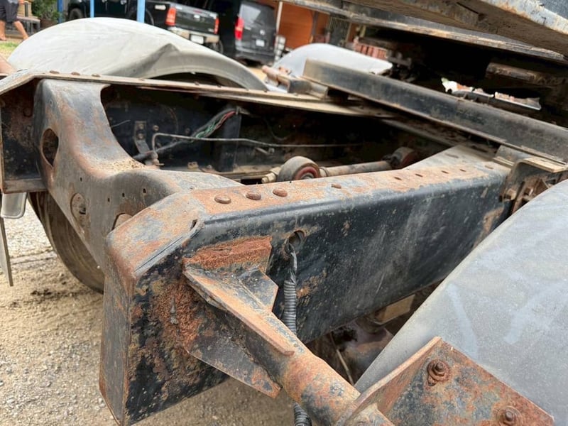 ขาย 265,000 หัวลาก HINO FN3MKLA 240 แรง 2 เพลา มีระบบยกดั้ม รถพร้อมใช้งาน เอกสารพร้อมโอน (เฉพาะหัว)