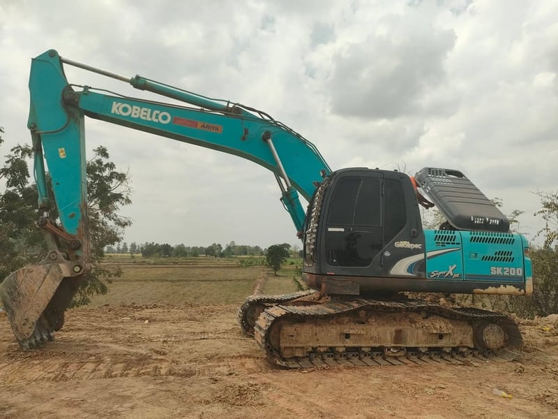 ขาย 735,000 KOBELCO sk 200-8 yn 12 ไฟฟ้าครบ เครื่องดี ปั้มแรง เอวมีขยับ 
