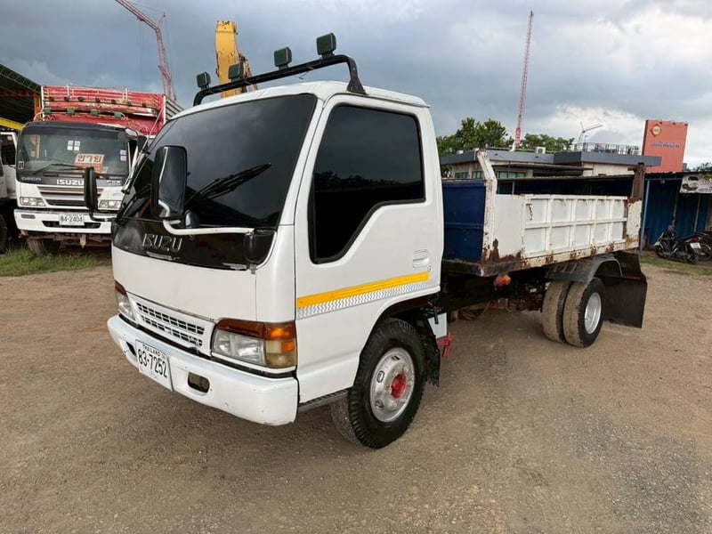 #ขายถูก 195,000 รถ 6 ล้อดั้ม  5 คิว ISUZU NKR58L เครื่อง 4BE1-110 แรง หัวบาง ยางดี ครัชซีสวย เอกสารเล่มทะเบียน 