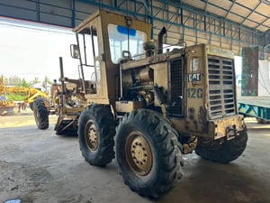 ขาย 550,000 รถเกรด CAT 12  G เครื่องแรง เกียร์ดี เอวแน่น ระบบพร้อมใช้งาน 