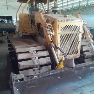ขาย 275,000 รถแทรคเตอร์ CAT D 4 E แผ่นตีนเป็ด เครื่องดี เกียร์แรง ช่วงล่างดี รถพร้อมใช้งาน 
