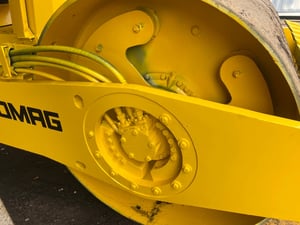 #ขายถูกพร้อมใช้ 390,000 BOMAG BW 212 D 2 เล่มทะเบียน #ขายถูกพร้อมใช้ 390,000 BOMAG BW 212 D 2 เล่มทะเบียน