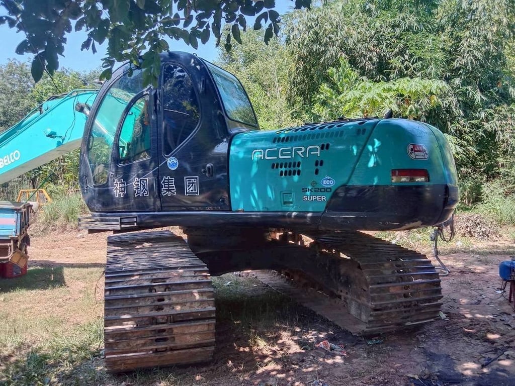 ขาย 395,000 KOBELCO SK200-5 SUPER ไฟฟ้าครบ เครื่องดี ปั้มแรง โซ่หนา เล่มทะเบียน แอร์หนาว ขาย 395,000 KOBELCO SK200-5 SUPER ไฟฟ้าครบ เครื่องดี ปั้มแรง โซ่หนา เล่มทะเบียน แอร์หนาว