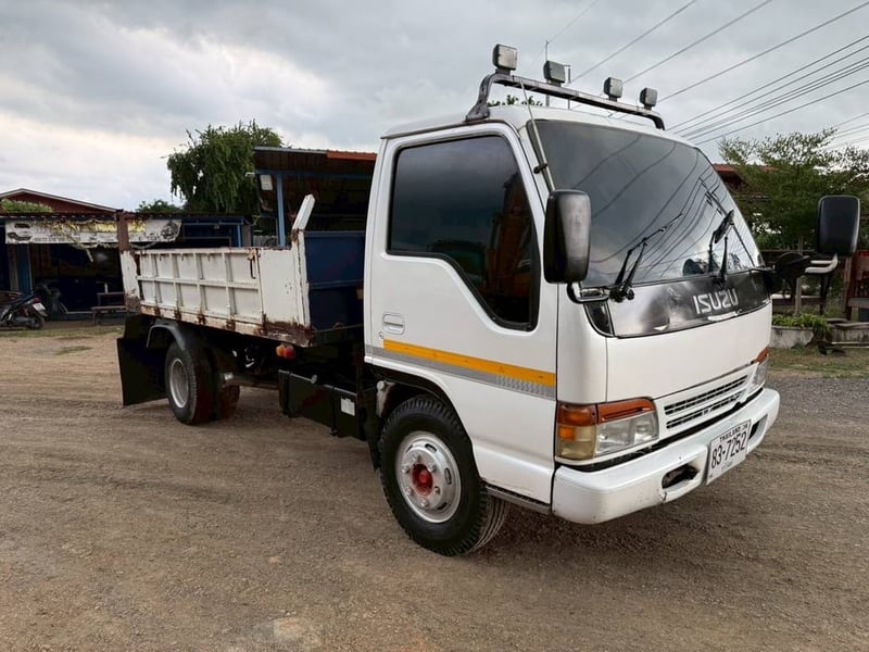 #ขายถูก 195,000 รถ 6 ล้อดั้ม  5 คิว ISUZU NKR58L เครื่อง 4BE1-110 แรง หัวบาง ยางดี ครัชซีสวย เอกสารเล่มทะเบียน 