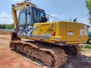 ขายแพคคู่ 395,000 คันที่ 1 KOBELCO SK200-3 คันที่ 2 KOBELCO SK100-5 รถใข้งานได้ 