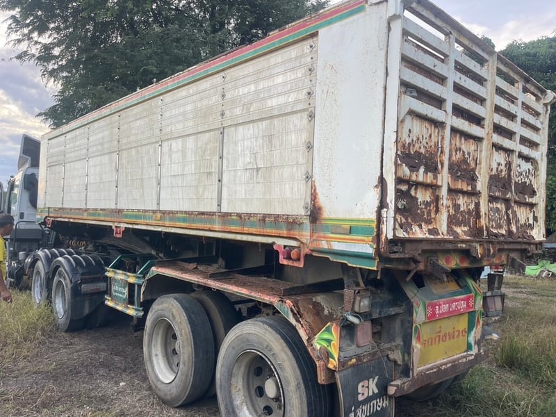 ขาย 650,000 หัวลากหางเซมิดั้ม MITSUBISHI ปี 61 280 แรง เซมิดั้มยาว 7.50 ม.ปี 61 ขาย 650,000 หัวลากหางเซมิดั้ม MITSUBISHI ปี 61 280 แรง เซมิดั้มยาว 7.50 ม.ปี 61