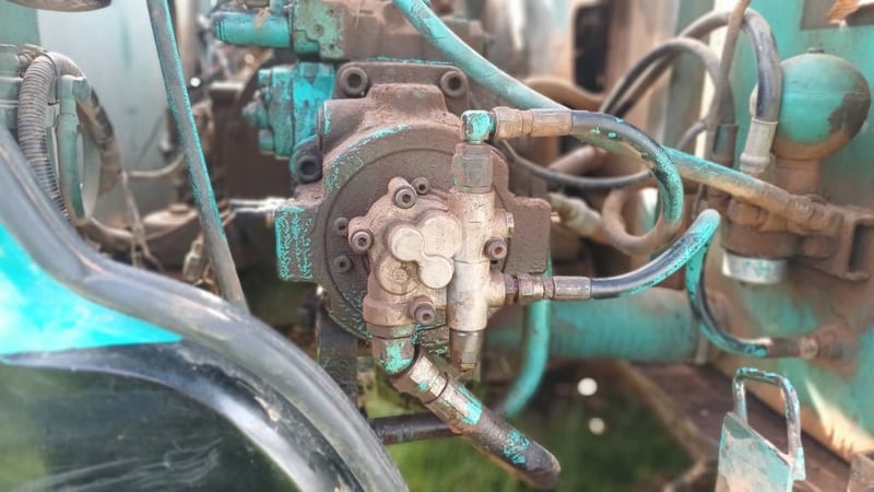 ขาย 395,000  KOBELCO SK200-5 SUPER ไฟฟ้าครบ เครื่องดี ปั้มแรง โซ่หนา เล่มทะเบียน แอร์หนาว  