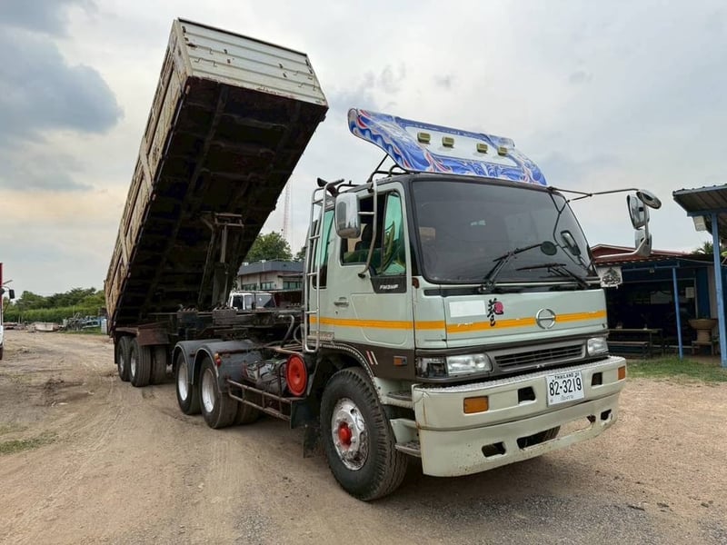 ขาย 255,000 (เฉพาะหัวลาก) HINO FN3MKLA 240 แรง 2 เพลา มีระบบยกดั้ม รถพร้อมใช้งาน เอกสารพร้อมโอน  