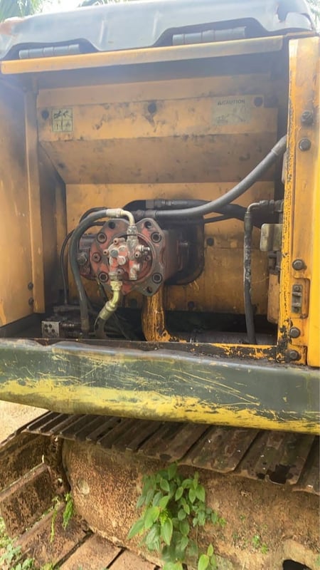 ขาย 450,000 HYUNDAI ROBEX  210-7T เล่มทะเบียน ไฟฟ้าครบ เครื่องดี ปั้มแรง เอวแน่น ช่วงล่างสวย(มีบุ้งกี้)รถพร้อมใช้งาน 