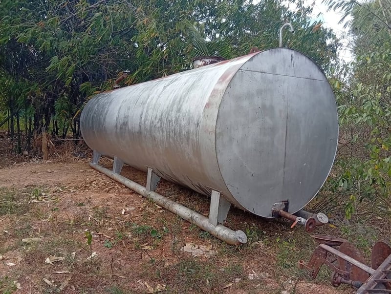 ขาย 48,000 ถังน้ำมัน 20,000 ลิตร 