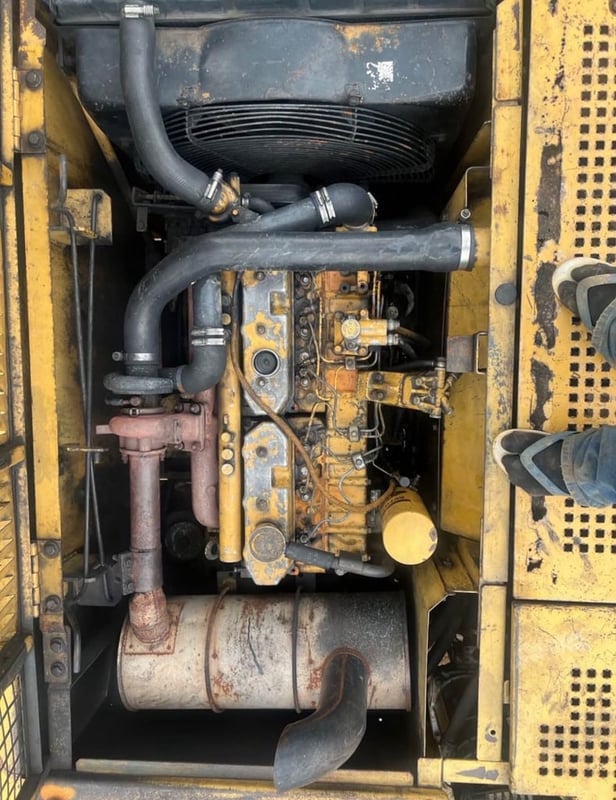 ขาย 390,000 CAT 320 C ไฟฟ้าครบ เครื่องดี ปั๊มแรง เอวแน่น  ช่วงล่างสวย  