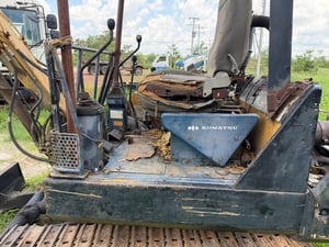 ขาย 99,000 KOMATSU  pc 30-6 เครื่องดี ปั้มดี เอวแน่น ช่วงล่างสวย