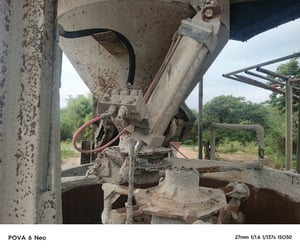 ขาย 270,000 บาท แพล้นผสมคอนกรีตหรือแพล้นปูน ครึ่งคิว  อุปกรณ์ครบ