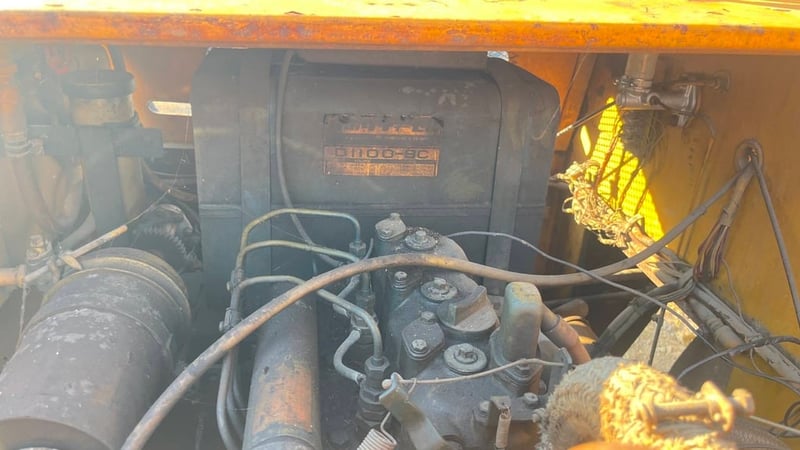 ขาย 65,000 รถบดเล็ก 3 ตัน เครื่องดี ยางดี 