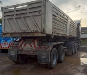 ขาย 395,000 หางเซมิดั้ม 2 เพลา ปี 62 ช่วงล่างสิบน๊อต อู่SKT ยาว 7.20 เมตร น้ำหนัก 7.2 ตัน 