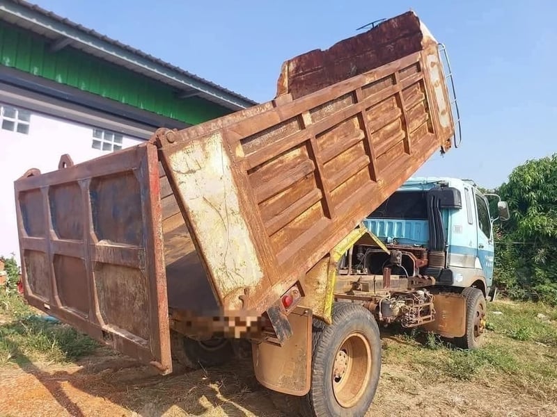 #ขายถูก 275,000 รถ 6 ล้อดั๊ม MITSUBISHI