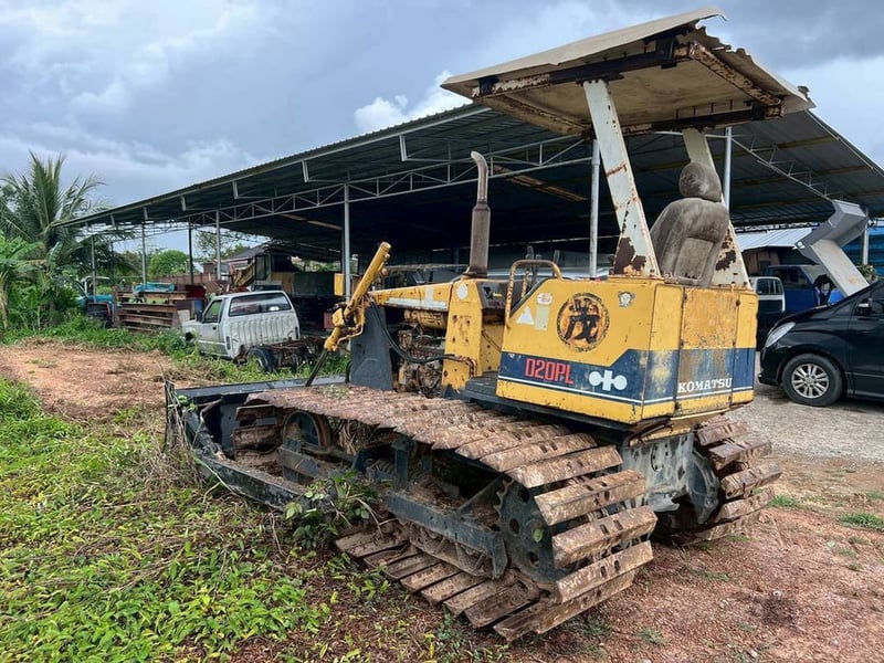 #ขายถูก  139,000 รถแทรคเตอร์ KOMATSU D 20-6 PL ตีนเป็ด ยาว 70 ซม.เครื่องดี เกียร์แรง ช่วงล่างสวย