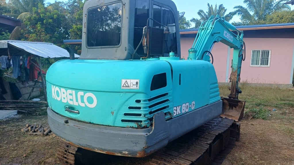 ขาย 295,000 KOBELCO sk 60 เครื่องดี  ปั๊มแรง ช่วงล่างสวย รถพร้อมใช้