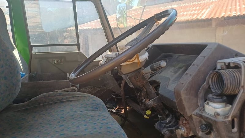 ขาย 125,000 รถ 6 ดั้ม MITSUFUSO เครื่อง6D14 เครื่องดี ครัชซีสวย ยางดี รถพร้อมใช้งาน ไร้สาร 