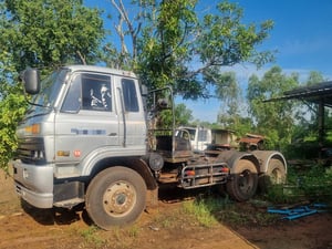 ขาย 590,000 หัวลากพร้อมหางโรเบท หัวลาก NISSAN CWM 430 HT 290 แรง 2 เพลา เครื่องดี ครัชซีสวย ยางดี หางโรเบท SMM 2 เพลา หางสวย พื้นสวย ยางดี ขาย 590,000 หัวลากพร้อมหางโรเบท หัวลาก NISSAN CWM 430 HT 290 แรง 2 เพลา เครื่องดี ครัชซีสวย ยางดี หางโรเบท SMM 2 เพลา หางสวย พื้นสวย ยางดี