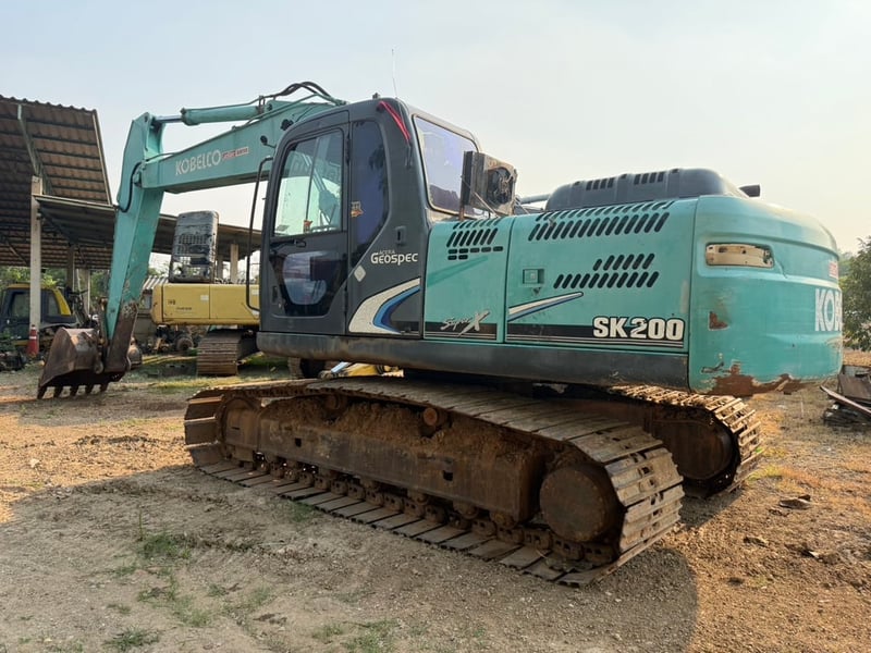 ขาย 495,000 KOBELCO sk 200-8 yn 11 ไฟฟ้าครบ เครื่องดี ปั้มแรง เอวแน่น ช่วงล่างดี เอกสารเล่มทะเบียน รถพร้อมใช้ 