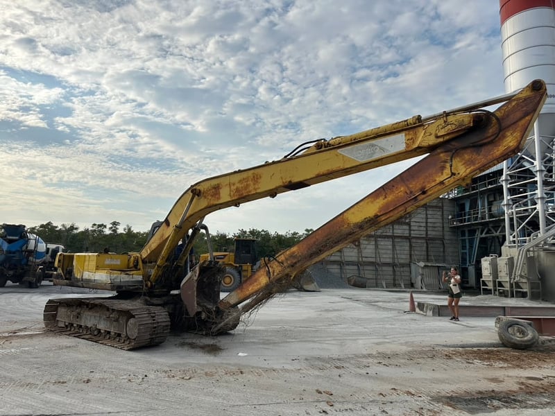 ขาย 480,000 แบคโฮบูมยาว 16 เมตร KOBELCO sk 200-3 เครื่องดี ปั้มแรง เอวแน่น ช่วงล่างสวย รถพร้อมใช้งาน 