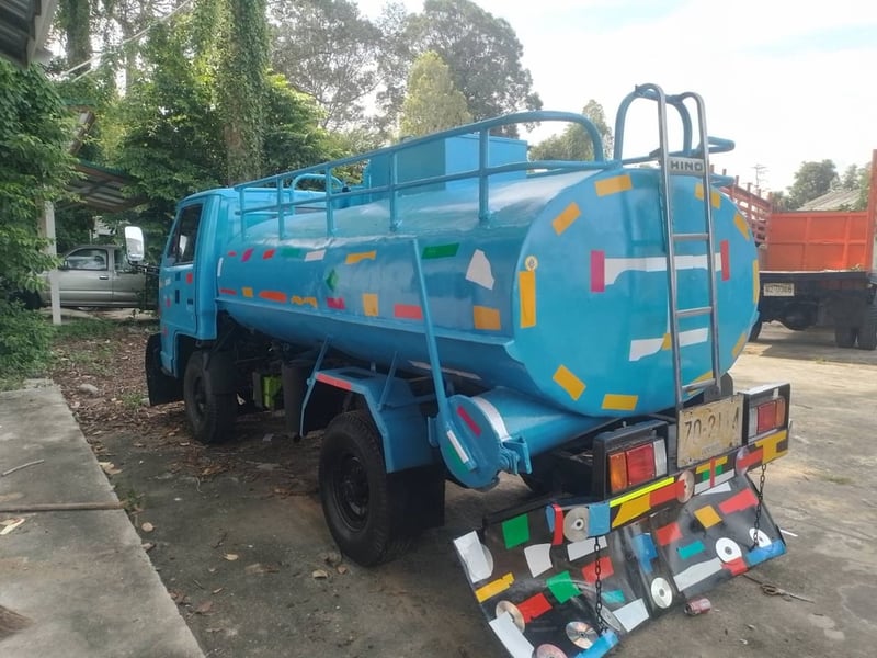 #ขายถูก 195,000 รถ 4 ล้อ ดูดสิ่งปฎิกลู ISUZU NKR55E  หัวบาง ยางดี ครัชซีสวย อุปกรณ์พร้อมดูด รถพร้อมใช้งาน สนใจติดต่อได้ครับ 090-772-3710 090-772-3708