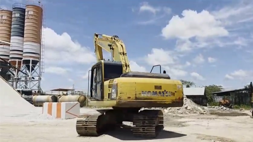 ขาย 485,000 KOMATSU pc 200-8 เล่มทะเบียน ไฟฟ้าครบ เครื่องดี ปั้มแรง เอวแน่น ช่วงล่างสวย รถพร้อมใช้งาน สนใจติดต่อได้ครับ 090-772-3710 090-772-3708 ขาย 485,000 KOMATSU pc 200-8 เล่มทะเบียน ไฟฟ้าครบ เครื่องดี ปั้มแรง เอวแน่น ช่วงล่างสวย รถพร้อมใช้งาน สนใจติดต่อได้ครับ 090-772-3710 090-772-3708