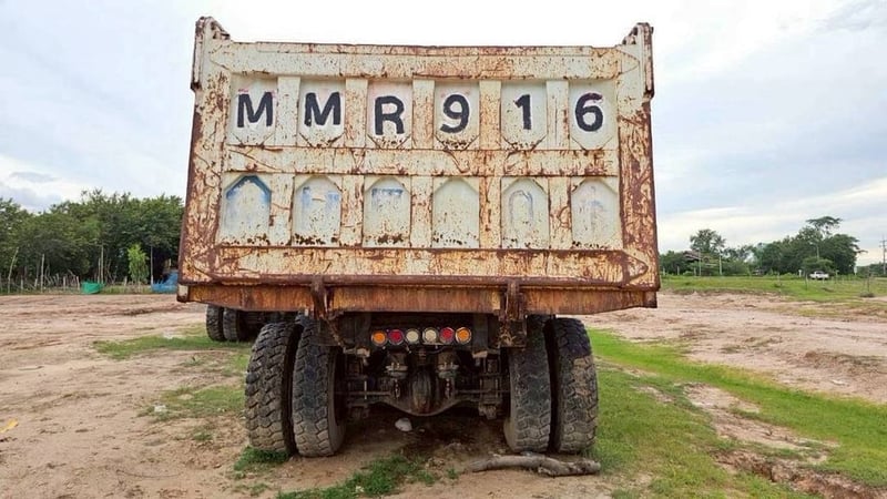 ขาย 780,000 รถบรรทุกดั้มยัก  YUTONG.  YTK 89 A เครื่อง  WEICHAI  424 แรงม้า ปี 63 บรรทุก สูงสุดใด้ 60 ตัน รถสวยพร้อมใช้ เอกสารอินวอยท์ 