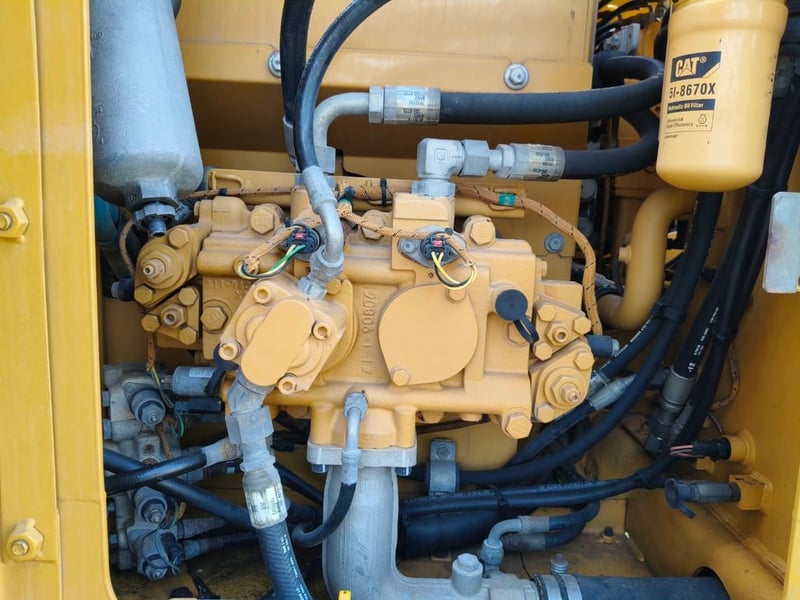 ขาย 1,150,000 CAT 313 D2 GC 8,300 ชม.มือเดียวป้ายแดง ไฟฟ้าครบ เครื่องดี ปั้มแรง เอวแน่น ช่วงล่างสวย เอกสารแจ้งจำหน่าย 