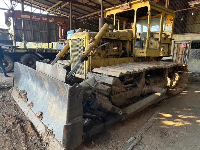 #ขายถูกยอดนิยม 485,000  รถแทรคเตอร์ เล่มทะเบียน CAT D5B เกียร์ตัดแรงแผ่นตีนเป็ด(แผ่นนอกแท้สวยๆ) เครื่องดี เกียร์แรง ช่วงล่างสวย