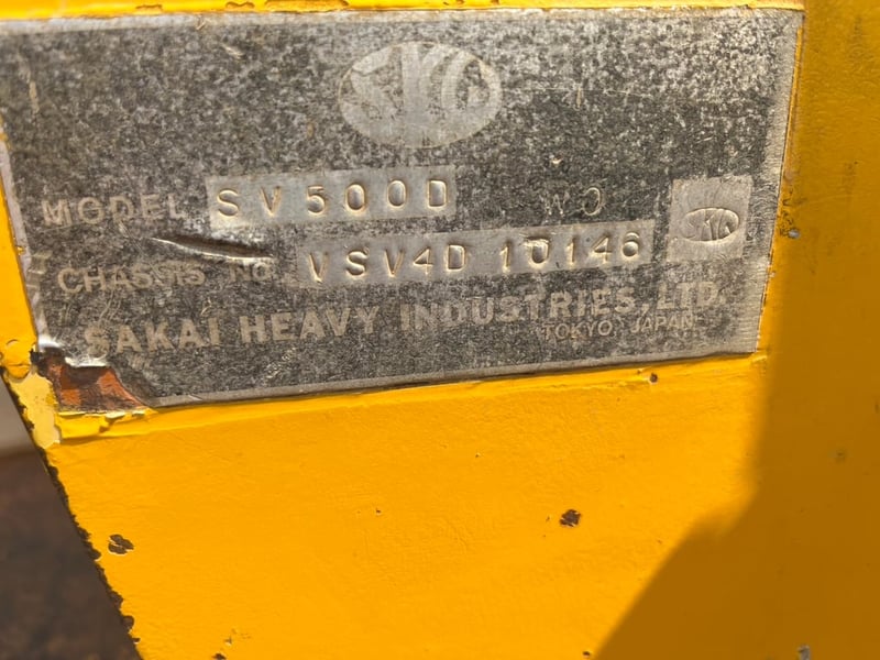 ขาย 550,000 รถบด 10 ตัน SAKAI SV 500 D 2 เพลา เล่มทะเบียน เครื่องดี ปั้มสั่นแรง เอวแน่น ยางดี