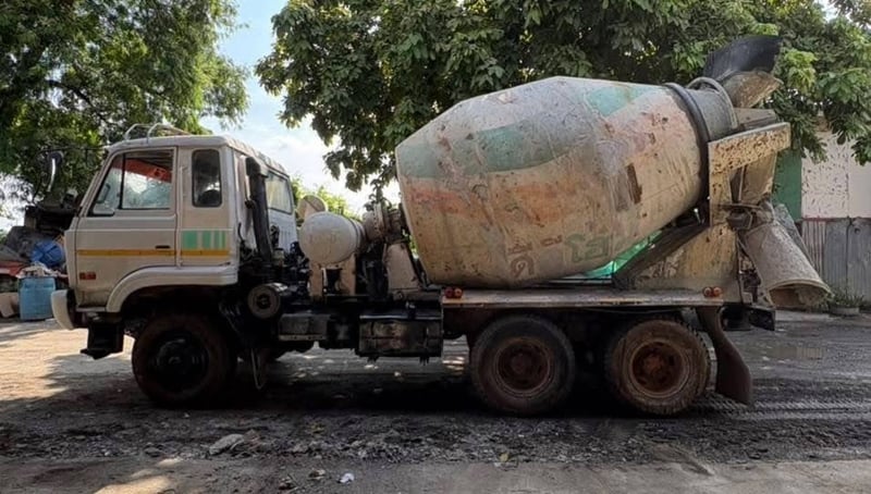 #ขายถูกด่วน  รถโม่ปูน 6 คิว NISSAN ปั้มโม่ปูนยี่ห้อซิสค่อม 