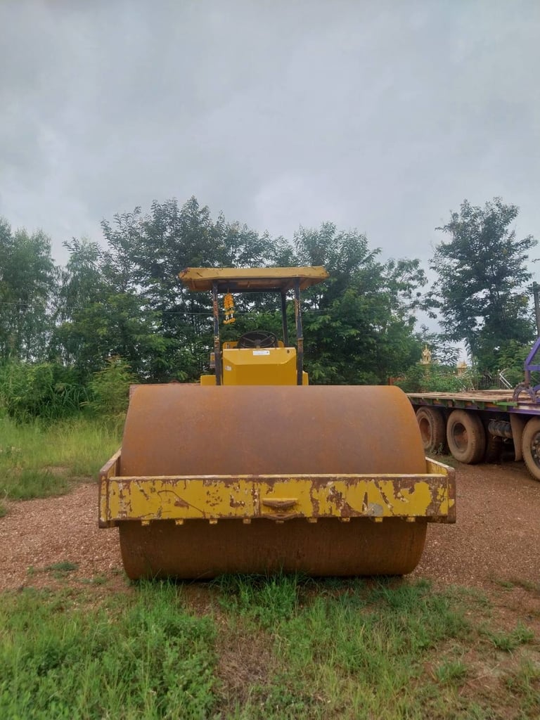 ขาย 335,000 รถบด 10 ตัน BOMAG 212D-2 เครื่องดี 2 เพลา ปั้มสั่นแรง เอวแน่น ยางดี ขาย 335,000 รถบด 10 ตัน BOMAG 212D-2 เครื่องดี 2 เพลา ปั้มสั่นแรง เอวแน่น ยางดี