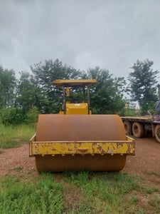 ขาย 335,000 รถบด 10 ตัน BOMAG 212D-2 เครื่องดี 2 เพลา ปั้มสั่นแรง เอวแน่น ยางดี 