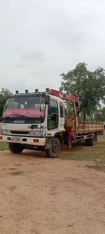 ขาย 390,000 รถ 6 ล้อติดเครน 3 ตัน ISUZU FRR เครื่อง 240 TURBO อินเตอร์ หัวบาง ยางดี ครีชซีสวย เครนแรง ปอกเครนสวย