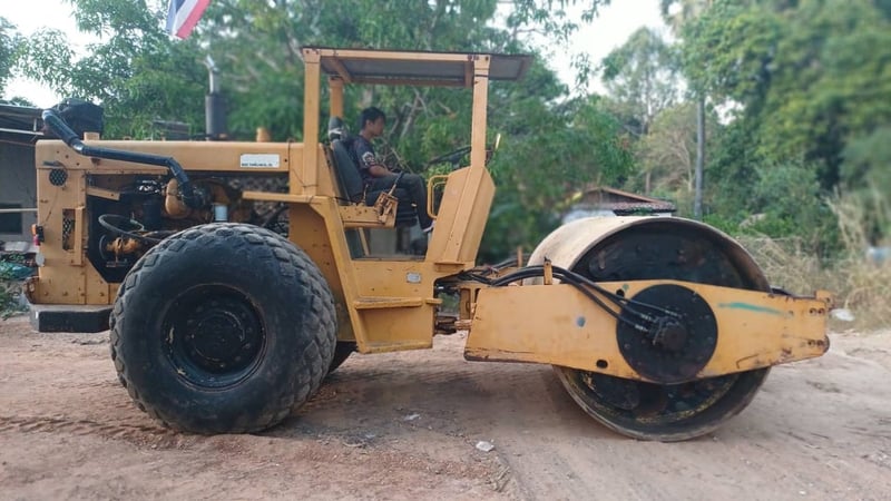 ขาย 285,000 BOMAG 212D 2 เพลา เครื่องดี ปั้มสั่นแรง เอวแน่น ยางดี  
