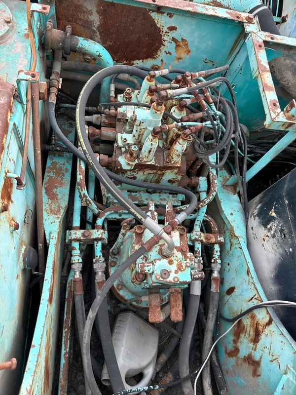 ขาย 265,000 แบคโฮเล่มทะเบียน  KOBELCO sk 200-5 เครื่องดี ปั้มแรง เอวแน่น ช่วงล่างสวย รถต้องเช็คไฟฟ้า 