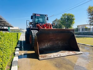 ขาย 2,650,000 รถตักใหม่ป้ายแดง HITACHI ZW 220 ซื้อรถใหม่ป้ายแดงมา ทำงานแค่ 1,780 ชม. ไม่ได้ใช้งาน สวยเหมือนใหม่ ขาย 2,650,000 รถตักใหม่ป้ายแดง HITACHI ZW 220 ซื้อรถใหม่ป้ายแดงมา ทำงานแค่ 1,780 ชม. ไม่ได้ใช้งาน สวยเหมือนใหม่