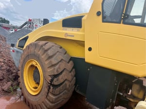 ขาย 1,950,000 รถบด 26 ตัน BOMAG BW 226 DH-4BVC 2 เพลา เครื่องดี ปั้มสั่นแรง เอวแน่น เอกสารเล่มทะเบียน 