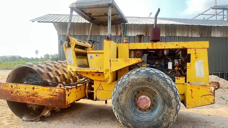 ขาย 265,000 บดสั่นสะเทือน วายโบแมค 2 เพลา เปลือกหนาม รถพร้อมใช้งาน เอกสารทะเบียน 