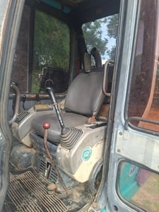 ขาย 265,000 KOMATSU pc 40-7 ปั้มนิ้วแรง เครื่องดี เอวแน่น ช่วงล่างเต็ม หัวเก๋งแอร์เย็น ขาย 265,000 KOMATSU pc 40-7 ปั้มนิ้วแรง เครื่องดี เอวแน่น ช่วงล่างเต็ม หัวเก๋งแอร์เย็น
